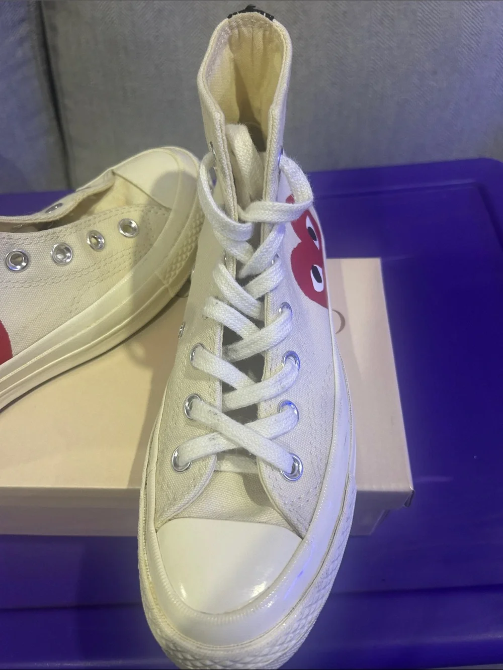 Converse Cream High-Top Sneakers with Red Heart Graphic